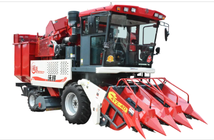 ma&iuml;s Combine Harvester
